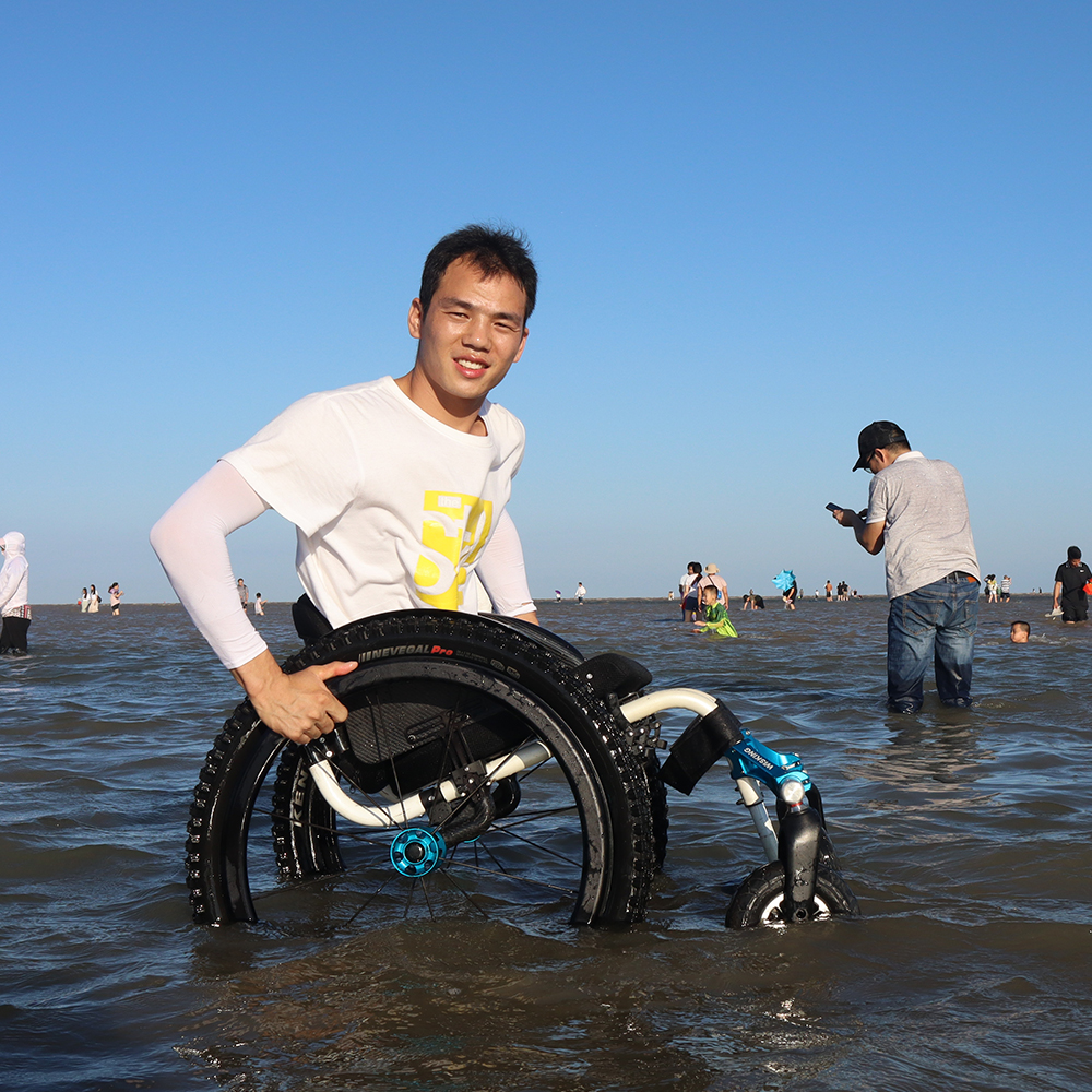 Fat Wide Wheels Offroad Beach Sand Wheelchair for Disabled