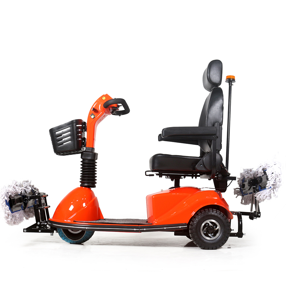 three wheels sweeping mobility scooter with warning light